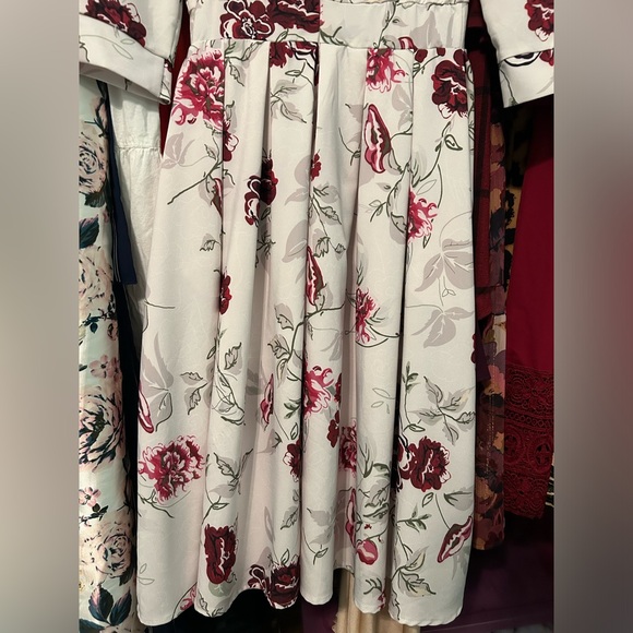 Amazon White Floral Dress - Picture 8 of 10